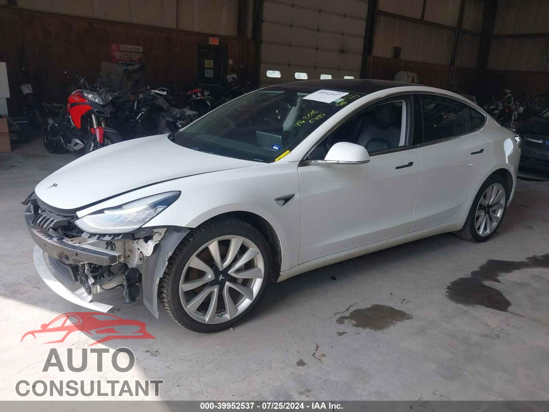 TESLA MODEL 3 2019 - 5YJ3E1EB9KF390177