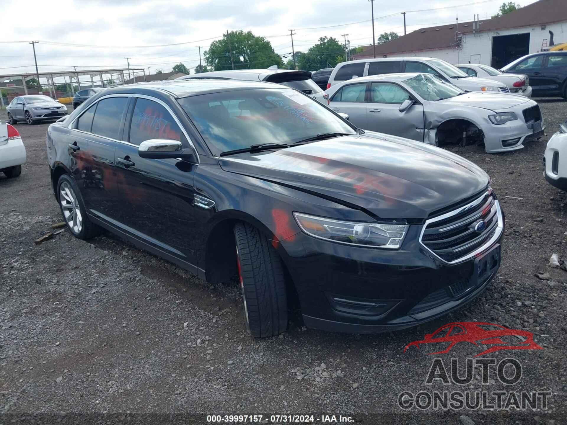 FORD TAURUS 2019 - 1FAHP2J82KG112328