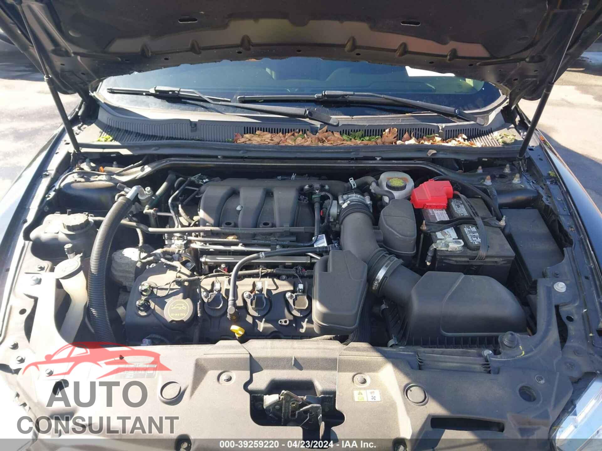FORD TAURUS 2018 - 1FAHP2F87JG131593