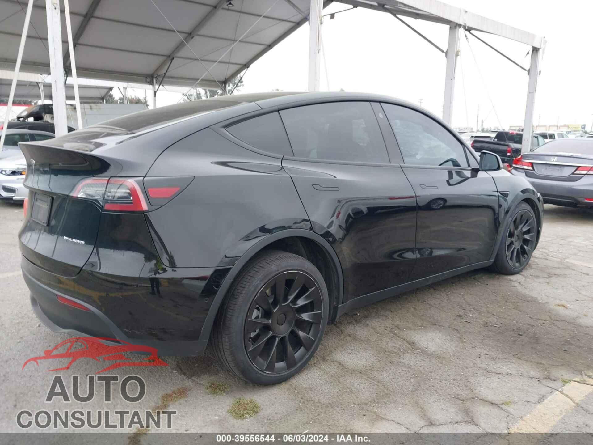 TESLA MODEL Y 2022 - 7SAYGDEE5NF361908