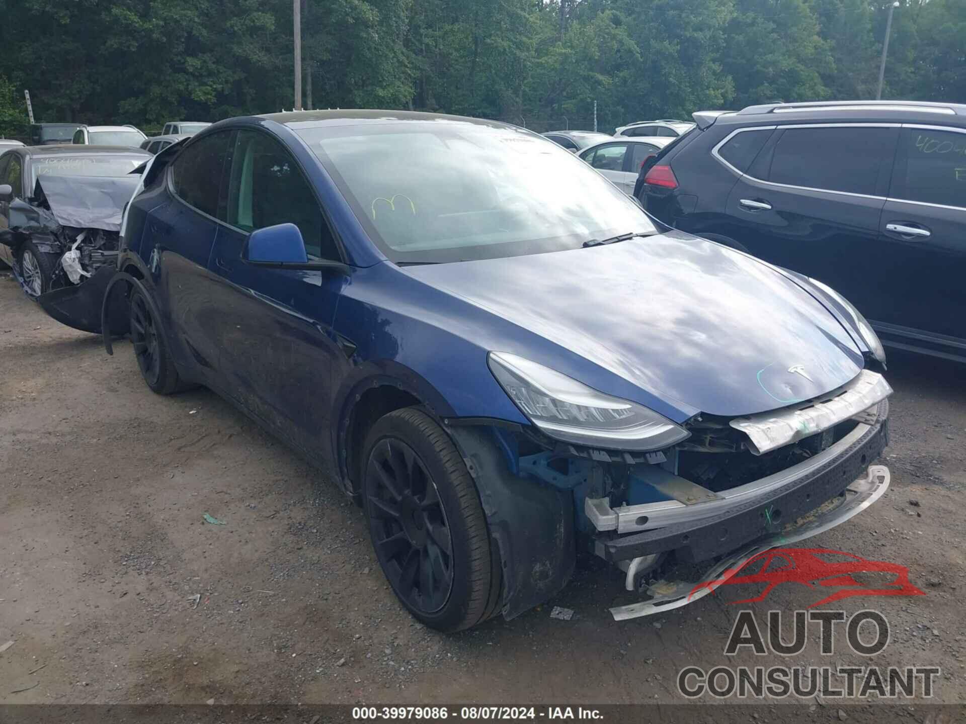 TESLA MODEL Y 2020 - 5YJYGDEE3LF038239