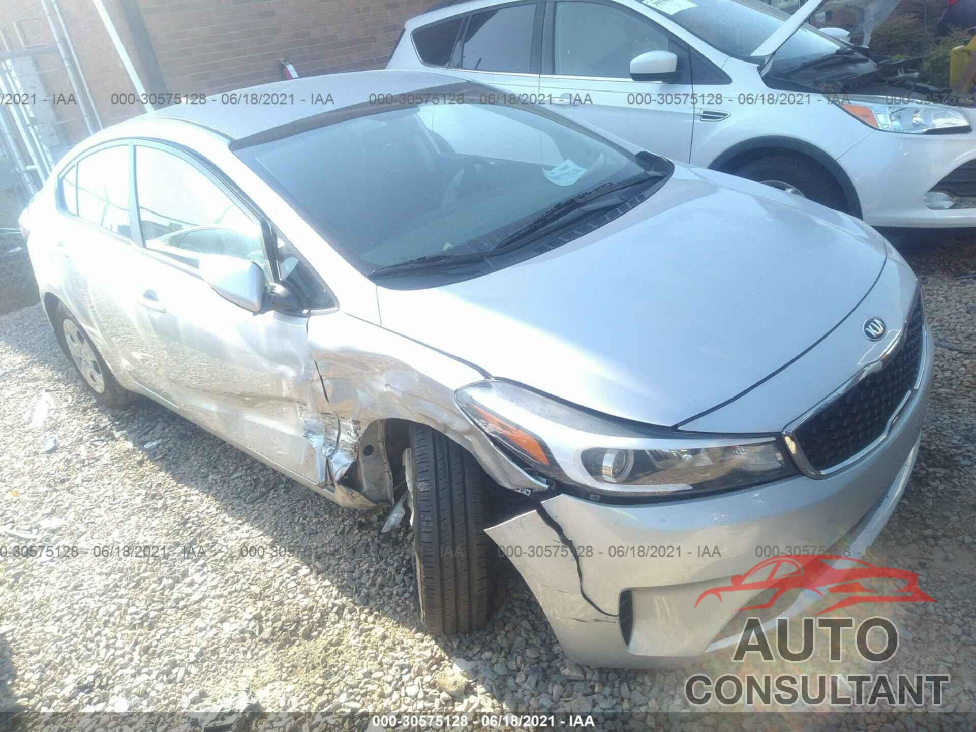 KIA FORTE 2017 - 3KPFK4A72HE048609