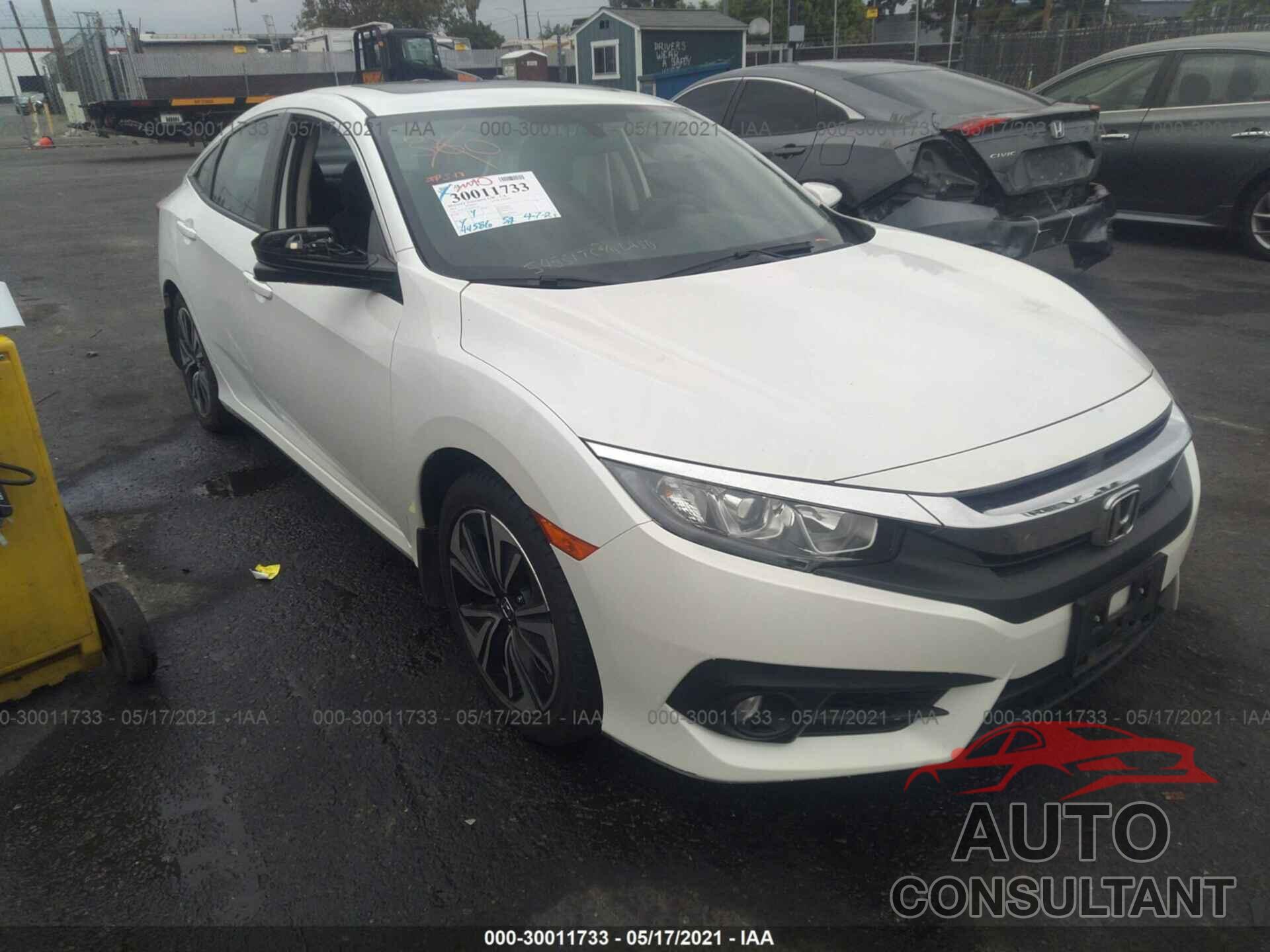 HONDA CIVIC SEDAN 2017 - 2HGFC1F38HH652138