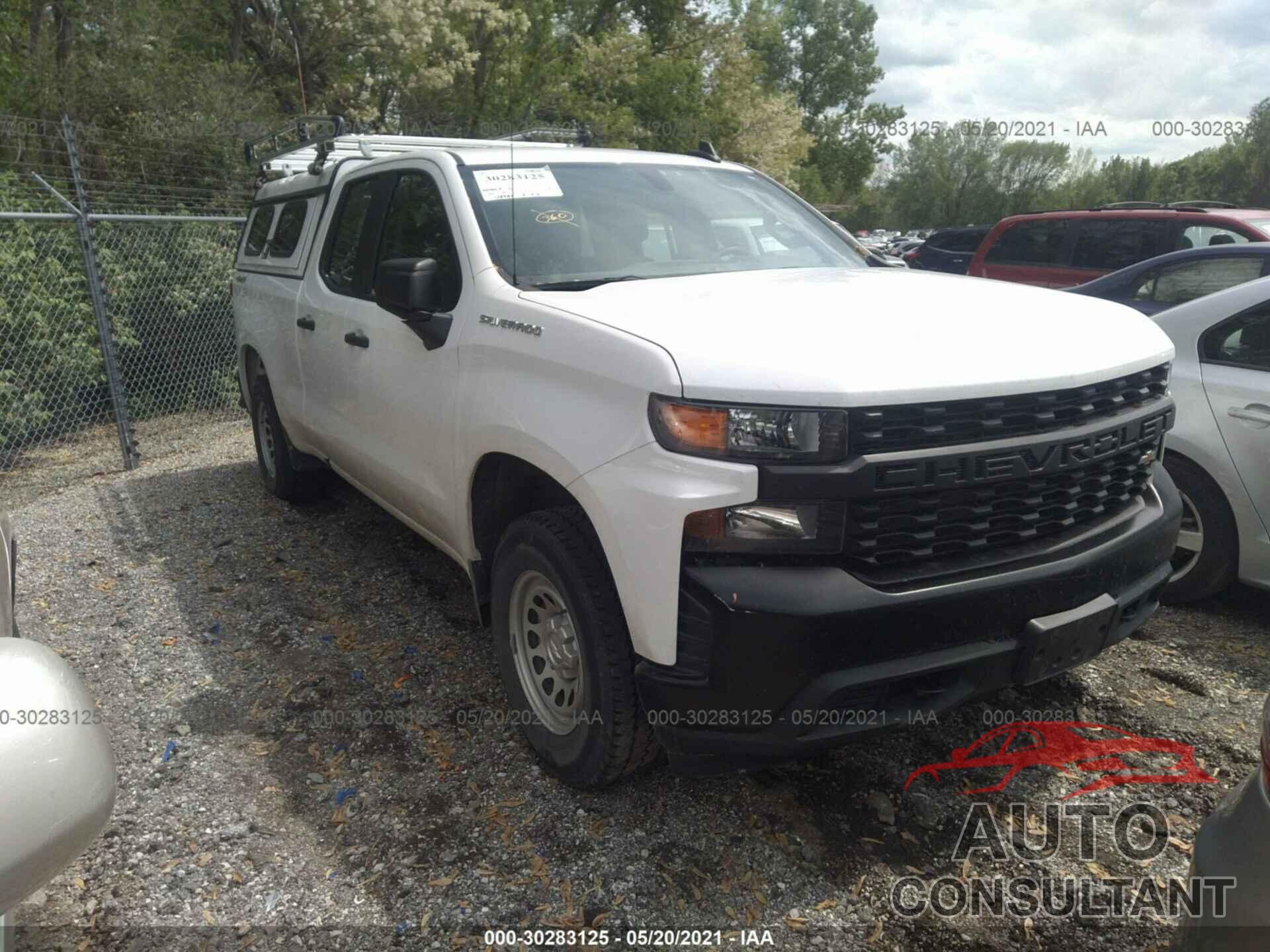 CHEVROLET SILVERADO 1500 2019 - 1GCRYAEF7KZ290822