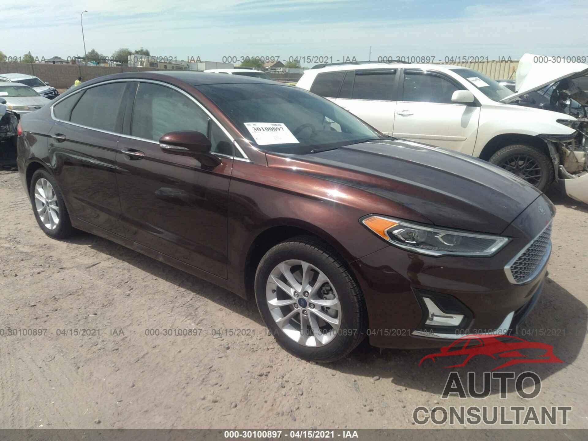 FORD FUSION ENERGI 2019 - 3FA6P0SU1KR258591