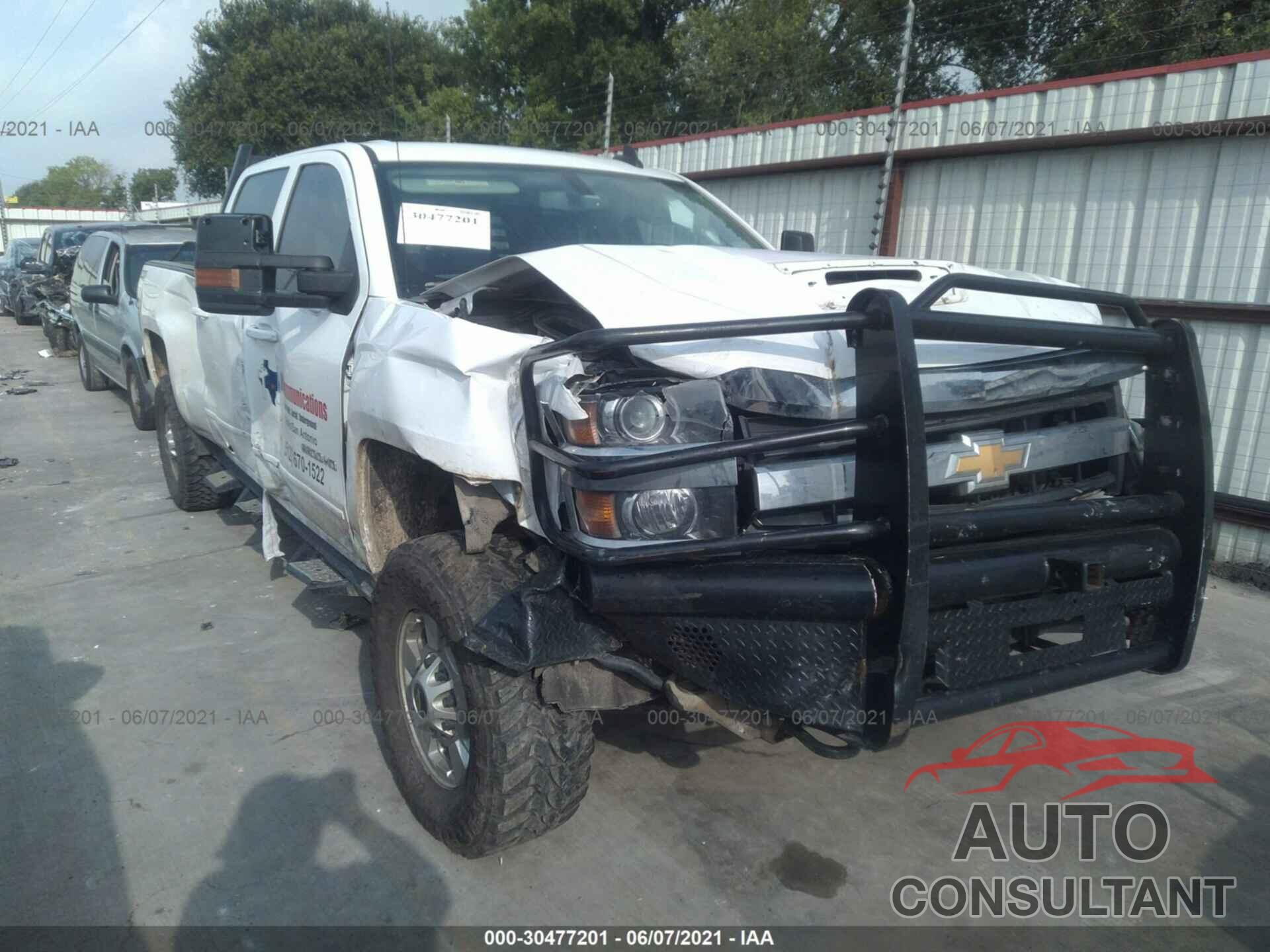 CHEVROLET SILVERADO 2500HD 2018 - 1GC1KVEY8JF149619