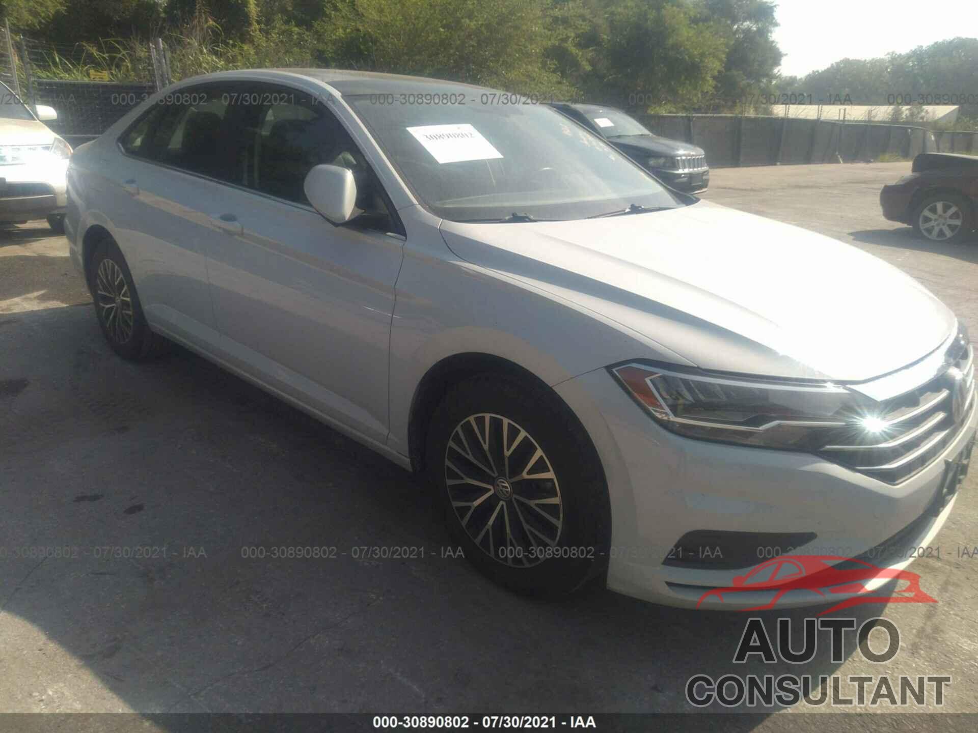 VOLKSWAGEN JETTA 2019 - 3VWC57BUXKM139587