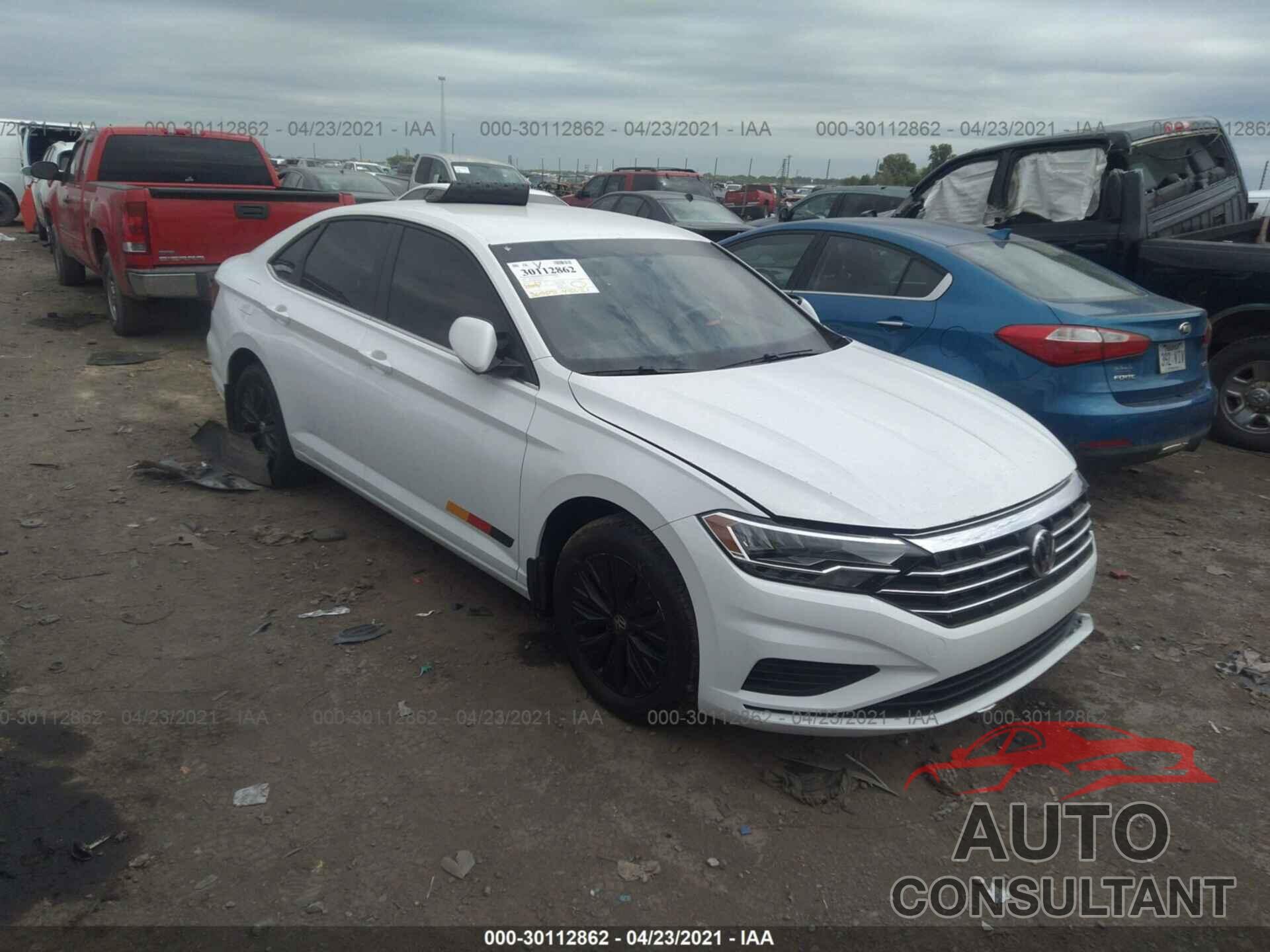 VOLKSWAGEN JETTA 2019 - 3VWCB7BU9KM247630
