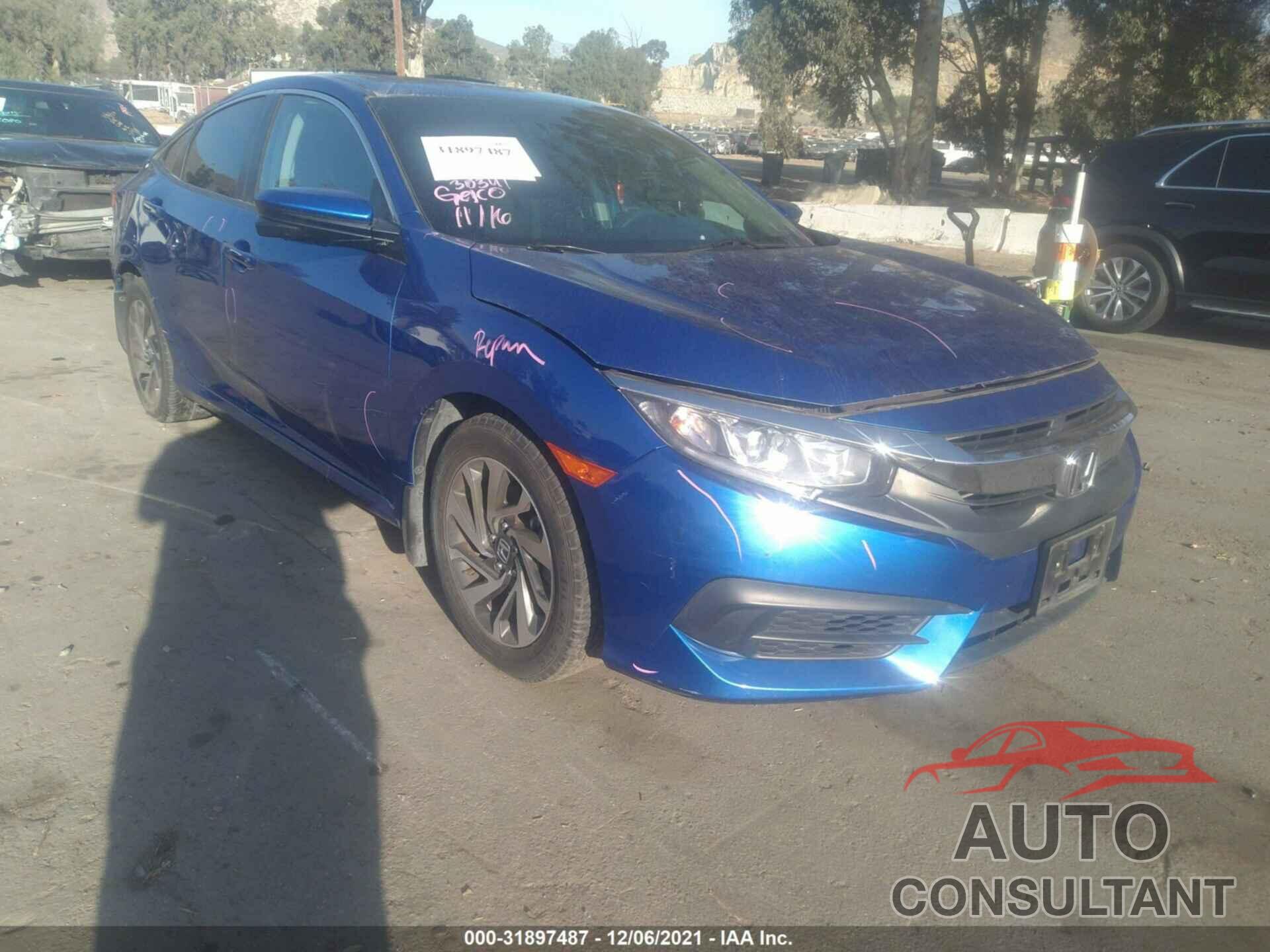 HONDA CIVIC SEDAN 2017 - 2HGFC2F71HH506933