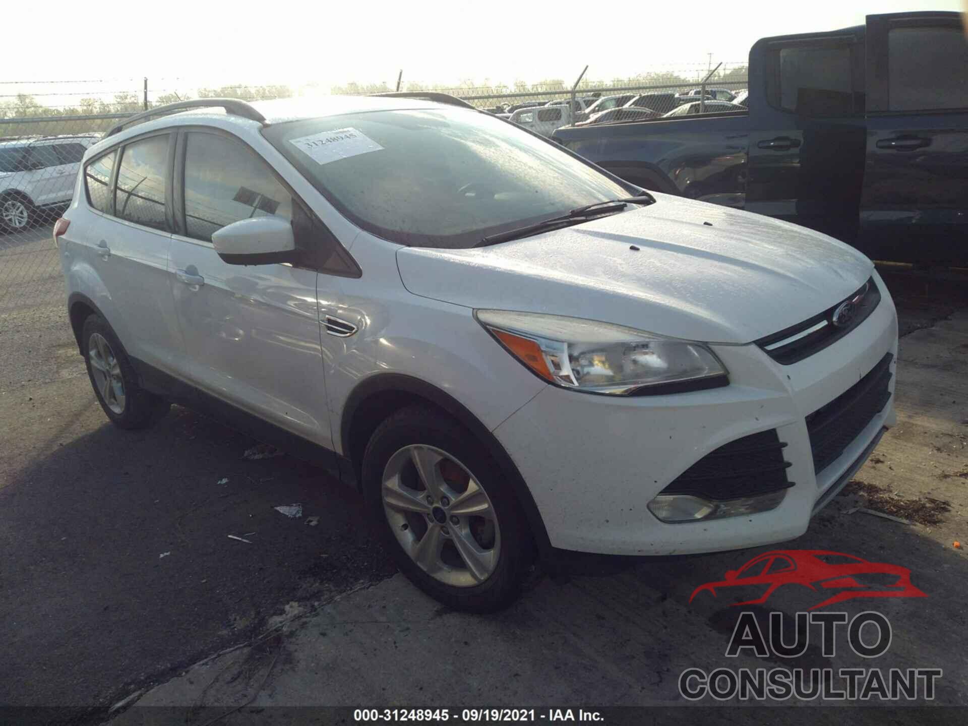 FORD ESCAPE 2016 - 1FMCU0GXXGUB88741