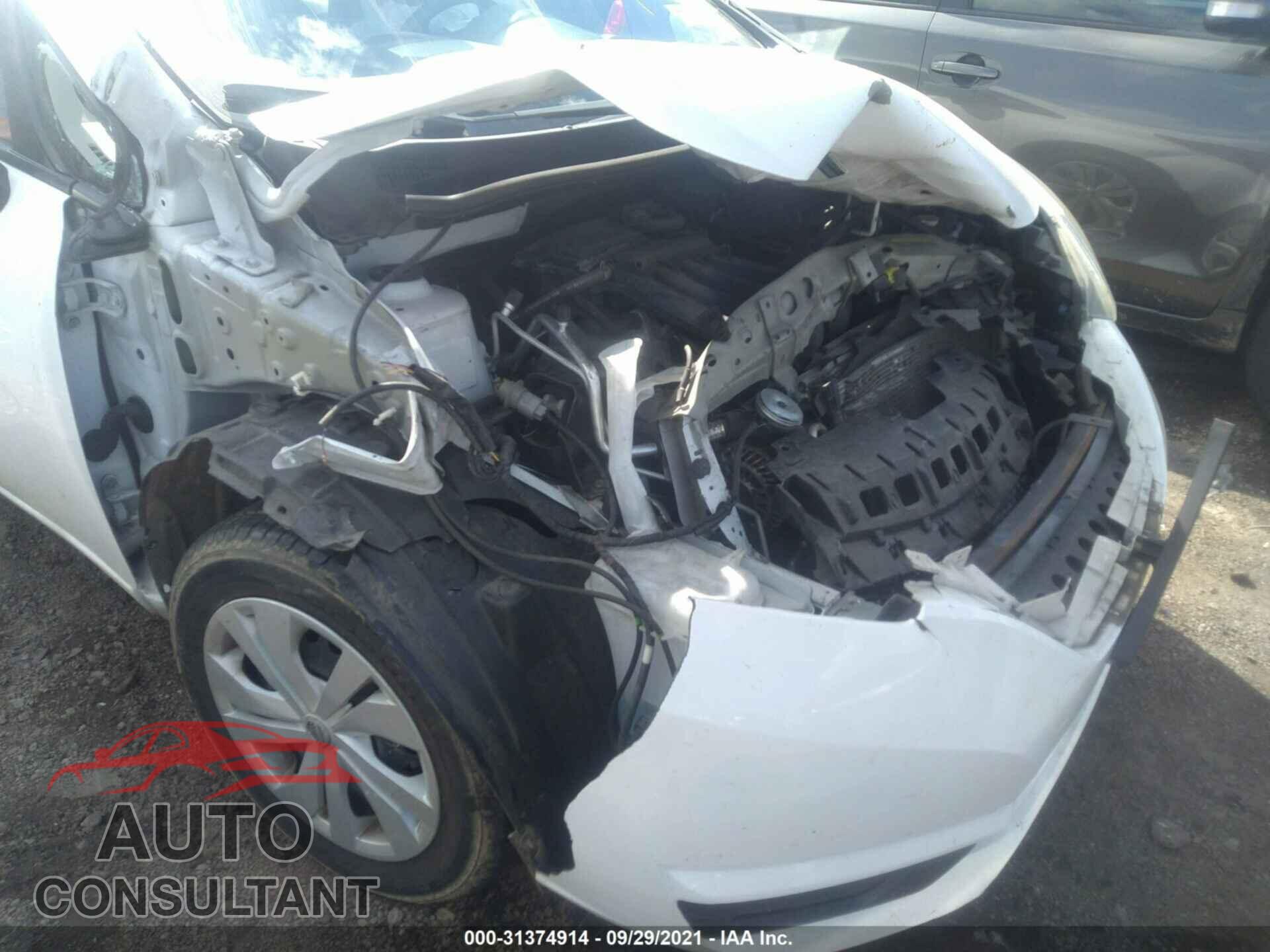 NISSAN VERSA NOTE 2017 - 3N1CE2CP9HL354460