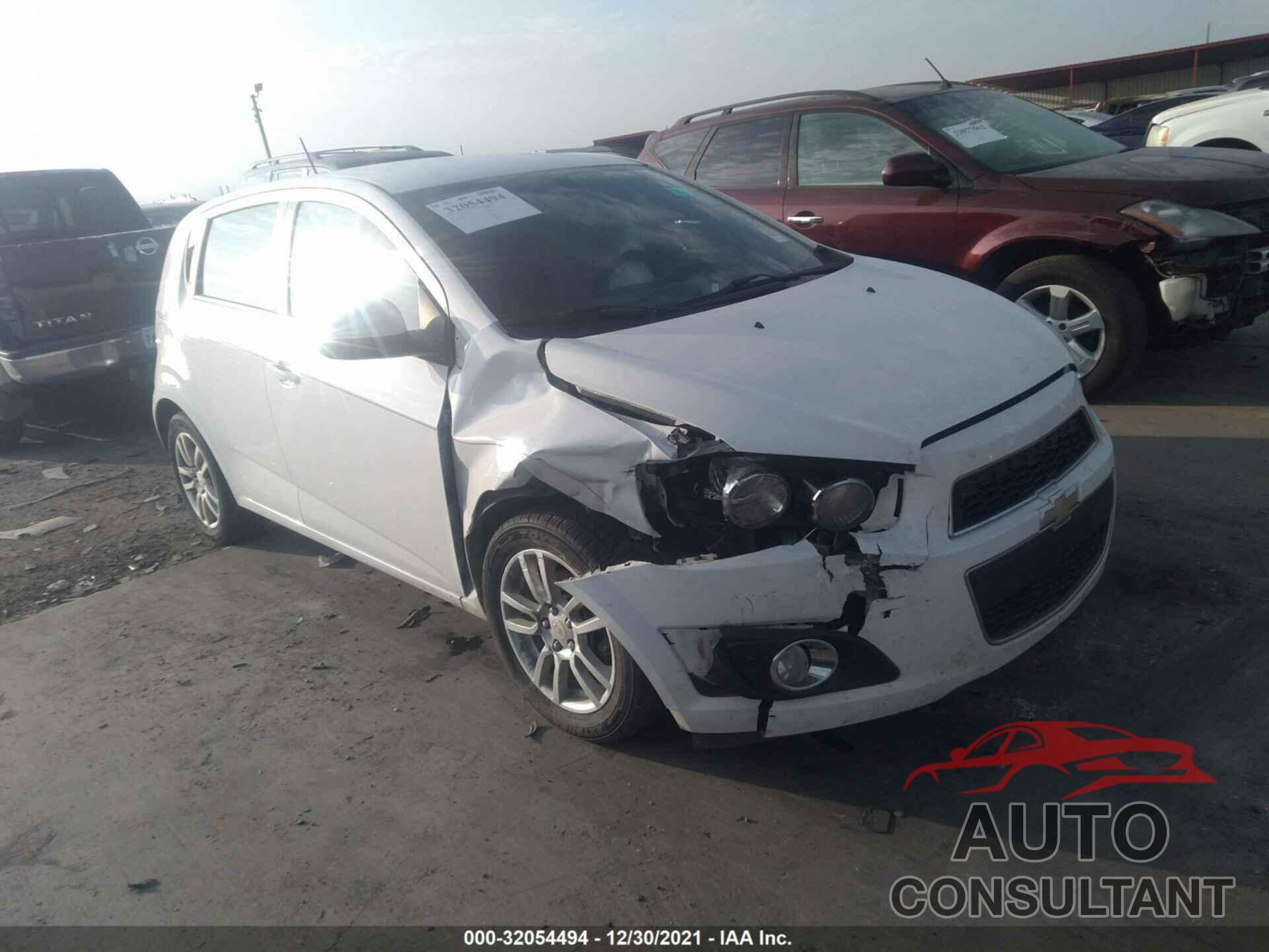 CHEVROLET SONIC 2016 - 1G1JC6SBXG4169970