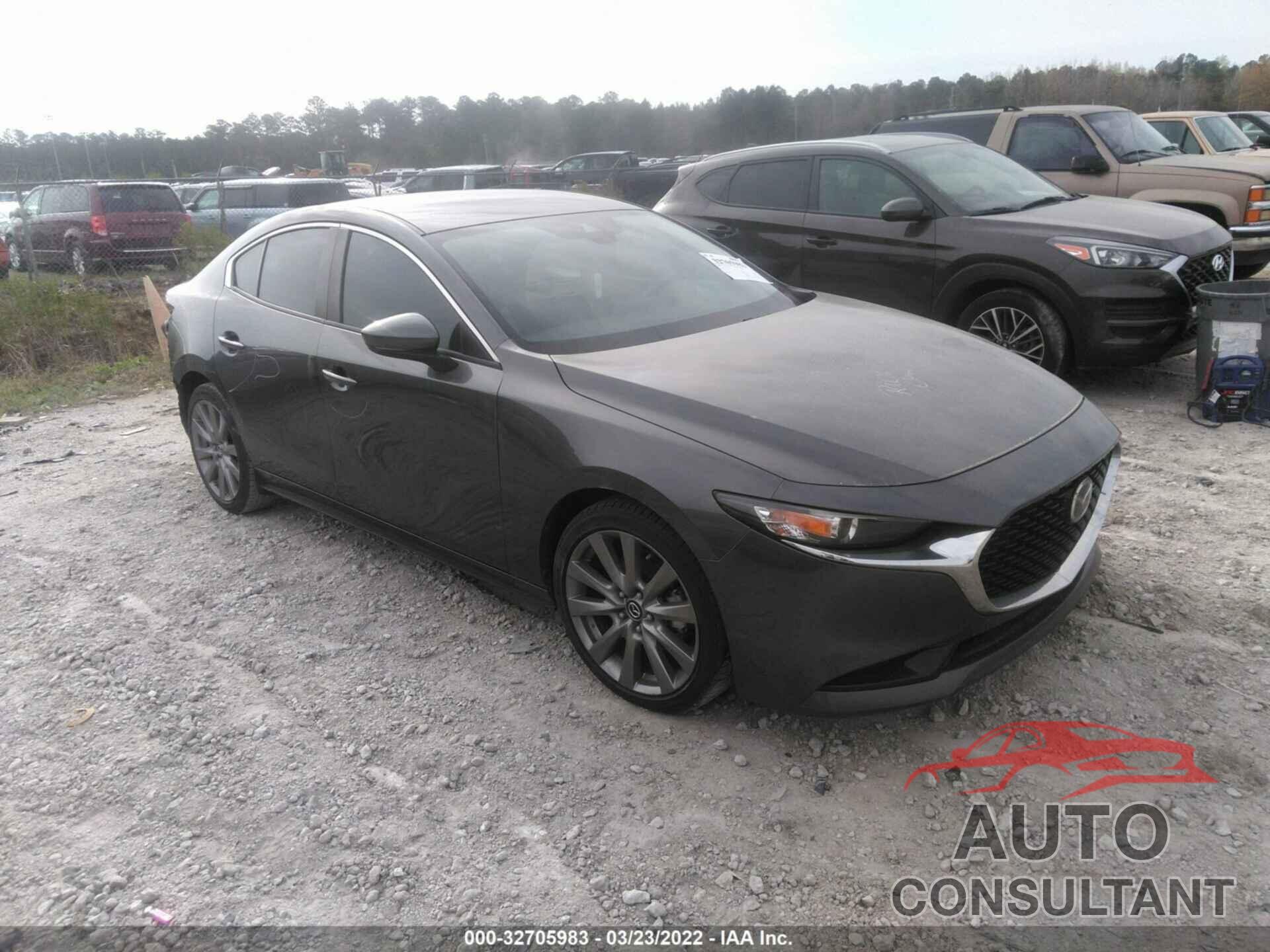 MAZDA MAZDA3 SEDAN 2019 - JM1BPACL2K1107094