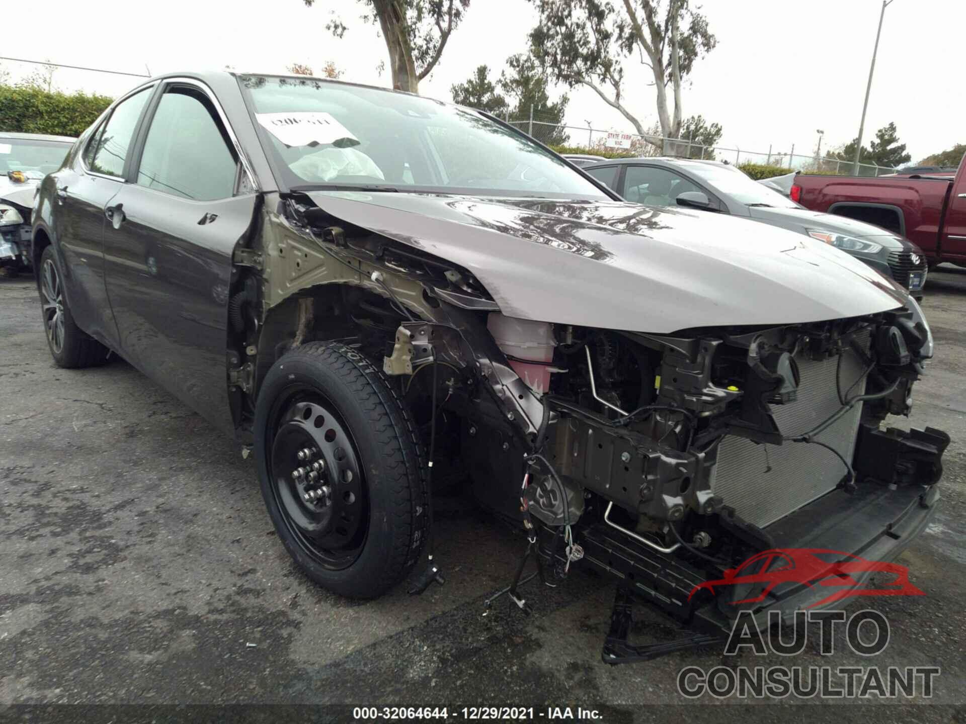 TOYOTA CAMRY 2019 - 4T1B11HK8KU714905