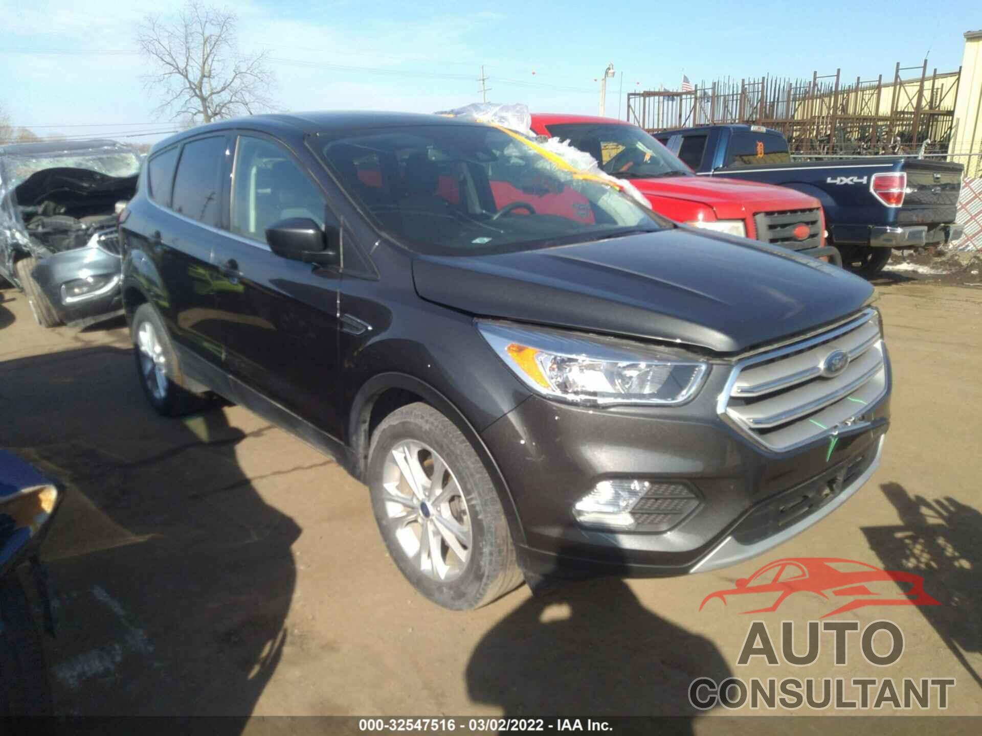 FORD ESCAPE 2019 - 1FMCU0GDXKUA45772