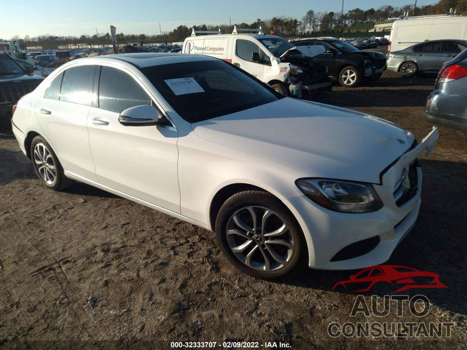 MERCEDES-BENZ C-CLASS 2018 - 55SWF4KB3JU238165