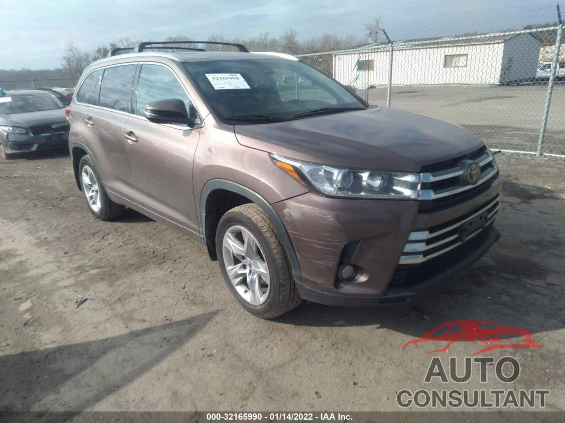TOYOTA HIGHLANDER 2018 - 5TDDZRFH4JS805782