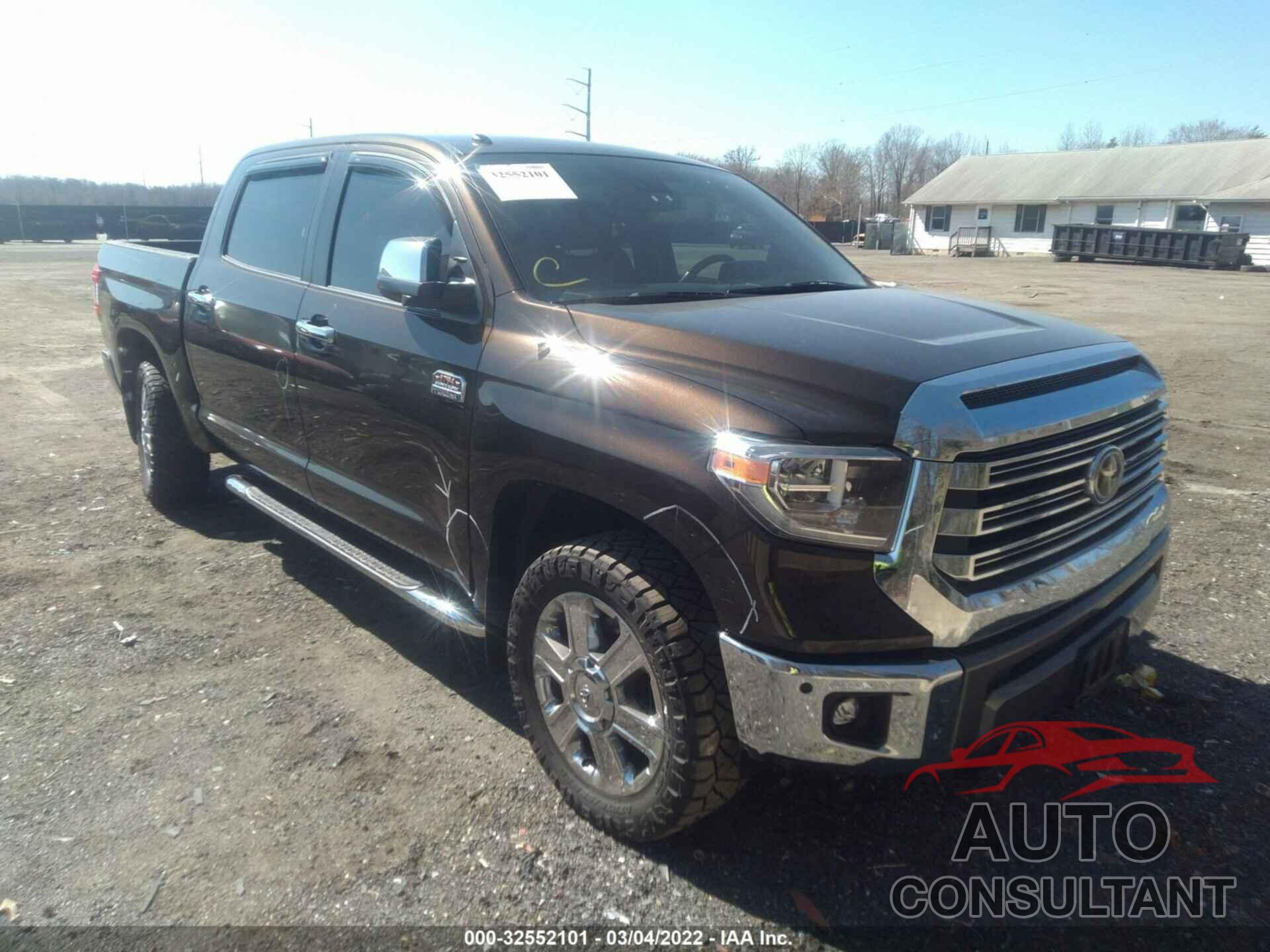 TOYOTA TUNDRA 4WD 2018 - 5TFAY5F16JX691764