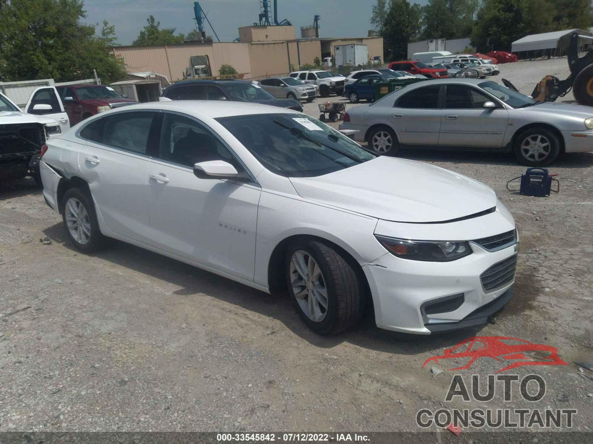 CHEVROLET MALIBU 2017 - 1G1ZE5ST6HF121601