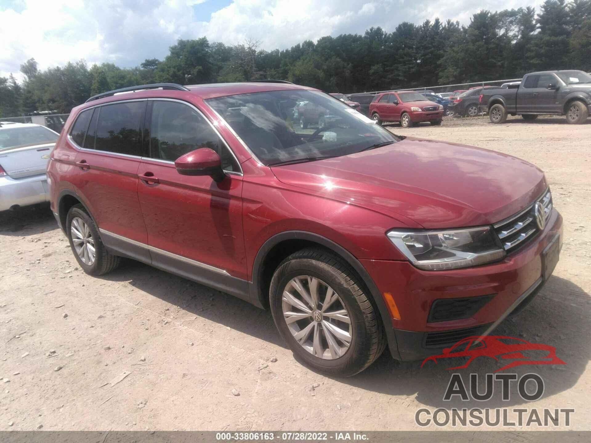 VOLKSWAGEN TIGUAN 2018 - 3VV2B7AX1JM157544