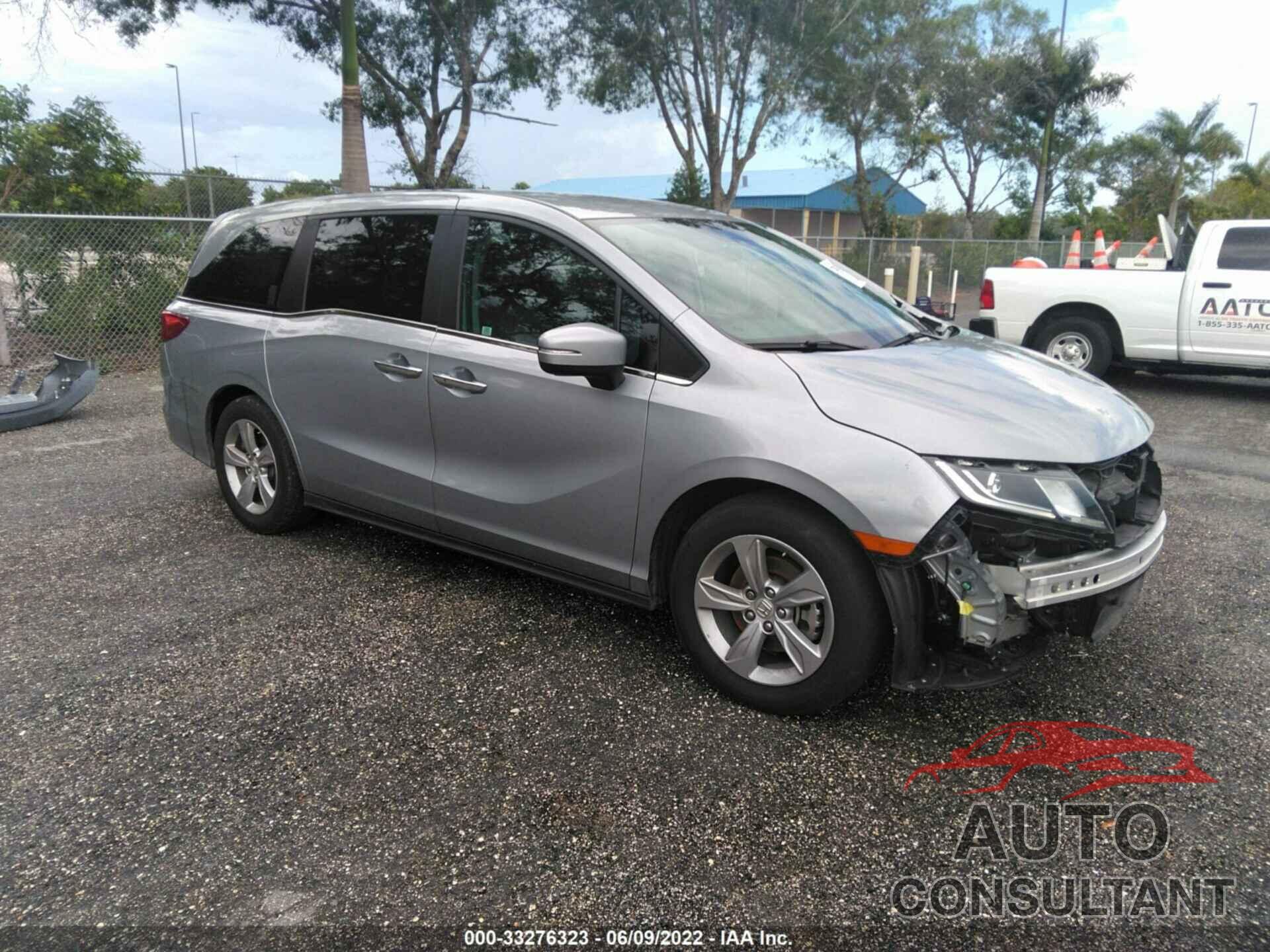 HONDA ODYSSEY 2018 - 5FNRL6H59JB079978