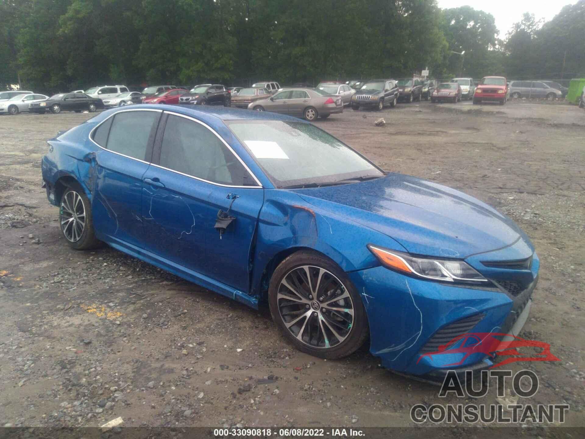 TOYOTA CAMRY 2020 - 4T1G11AK3LU371860