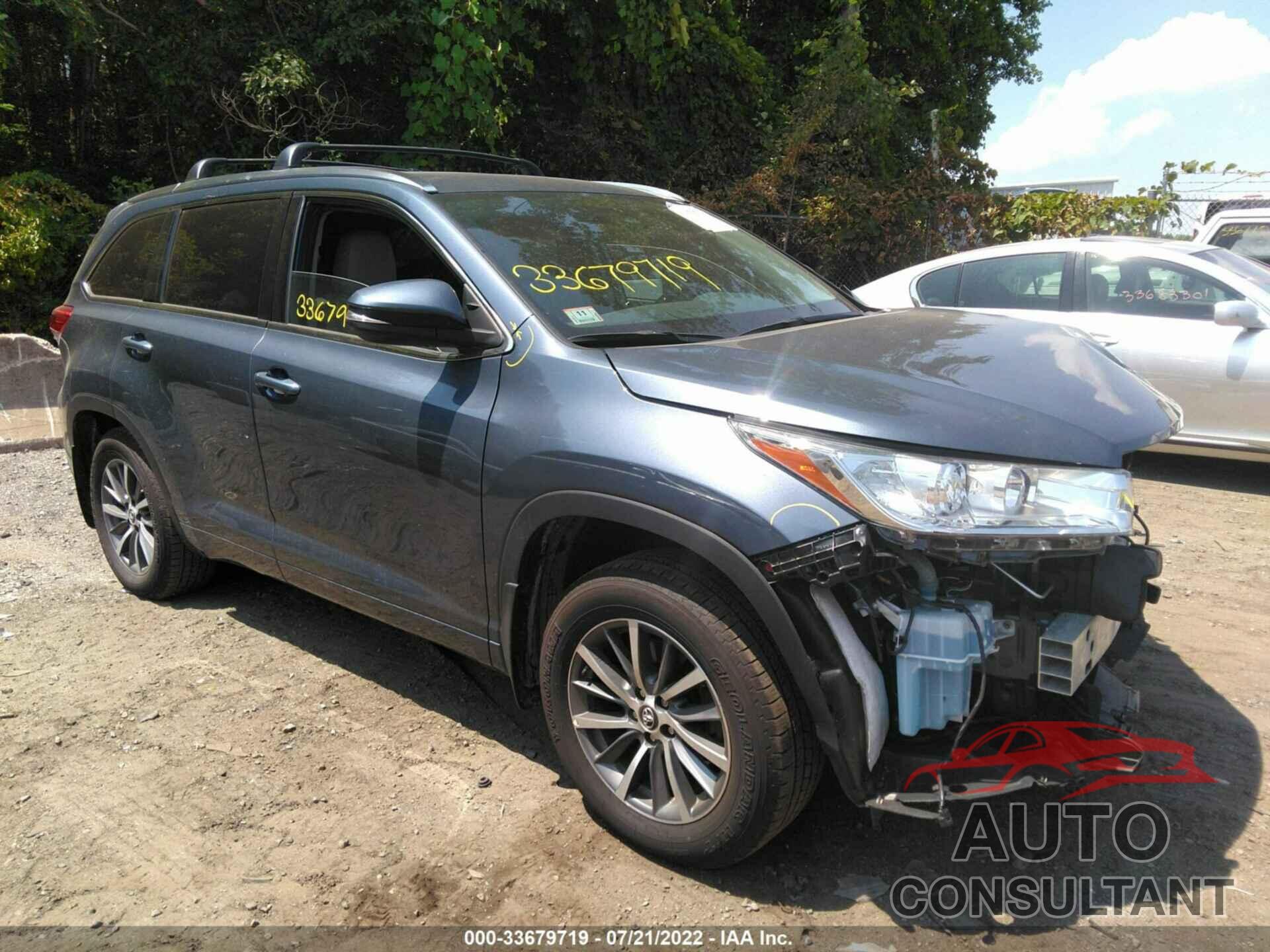TOYOTA HIGHLANDER 2018 - 5TDJZRFHXJS892090