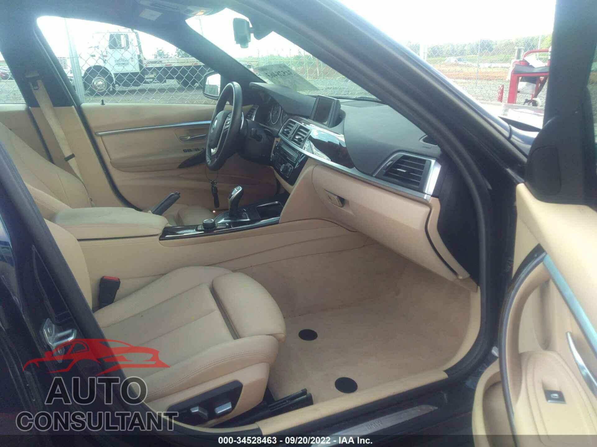 BMW 3 SERIES 2016 - WBA8E9G55GNU28828