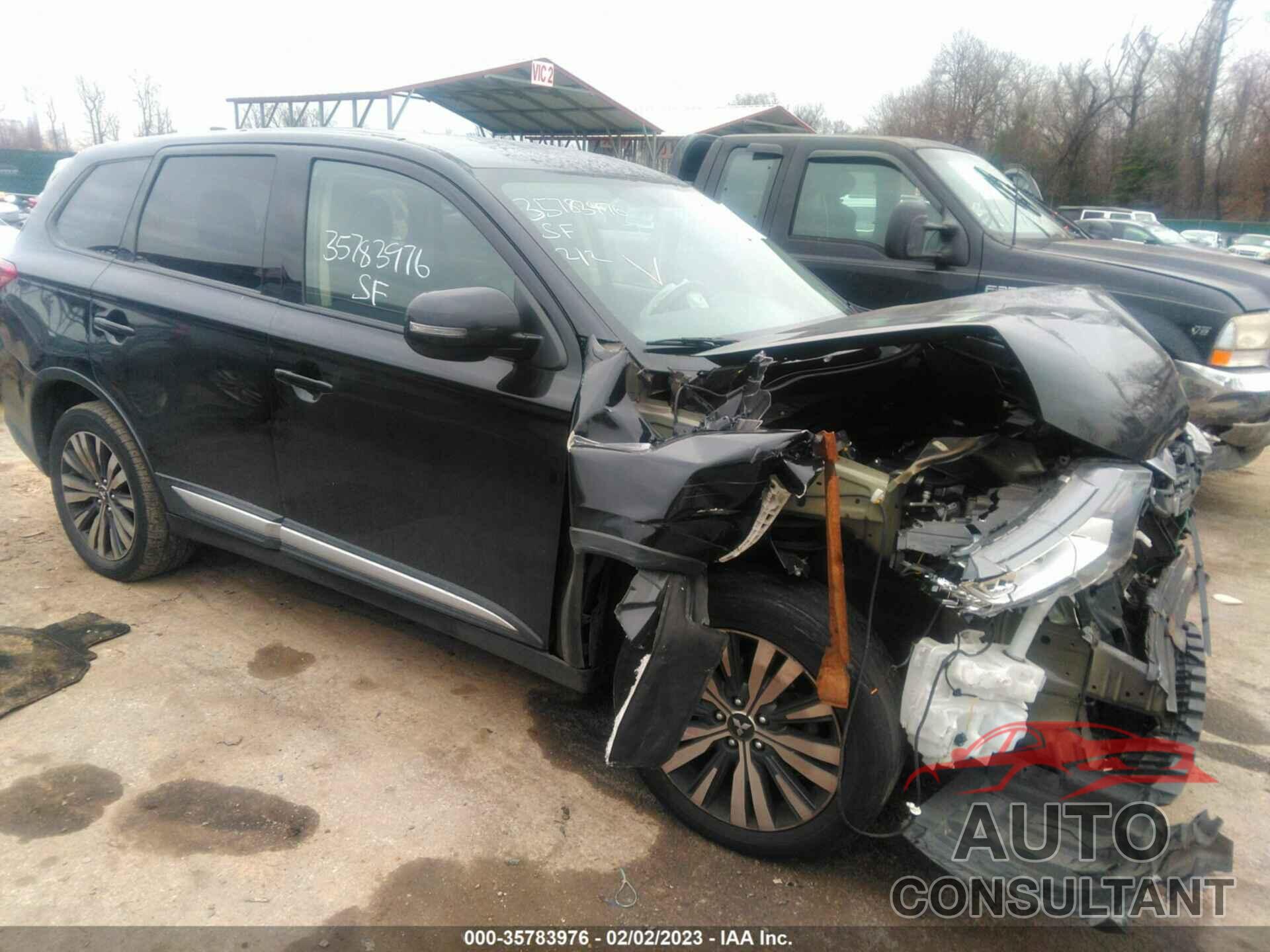 MITSUBISHI OUTLANDER 2019 - JA4AD3A32KZ044769