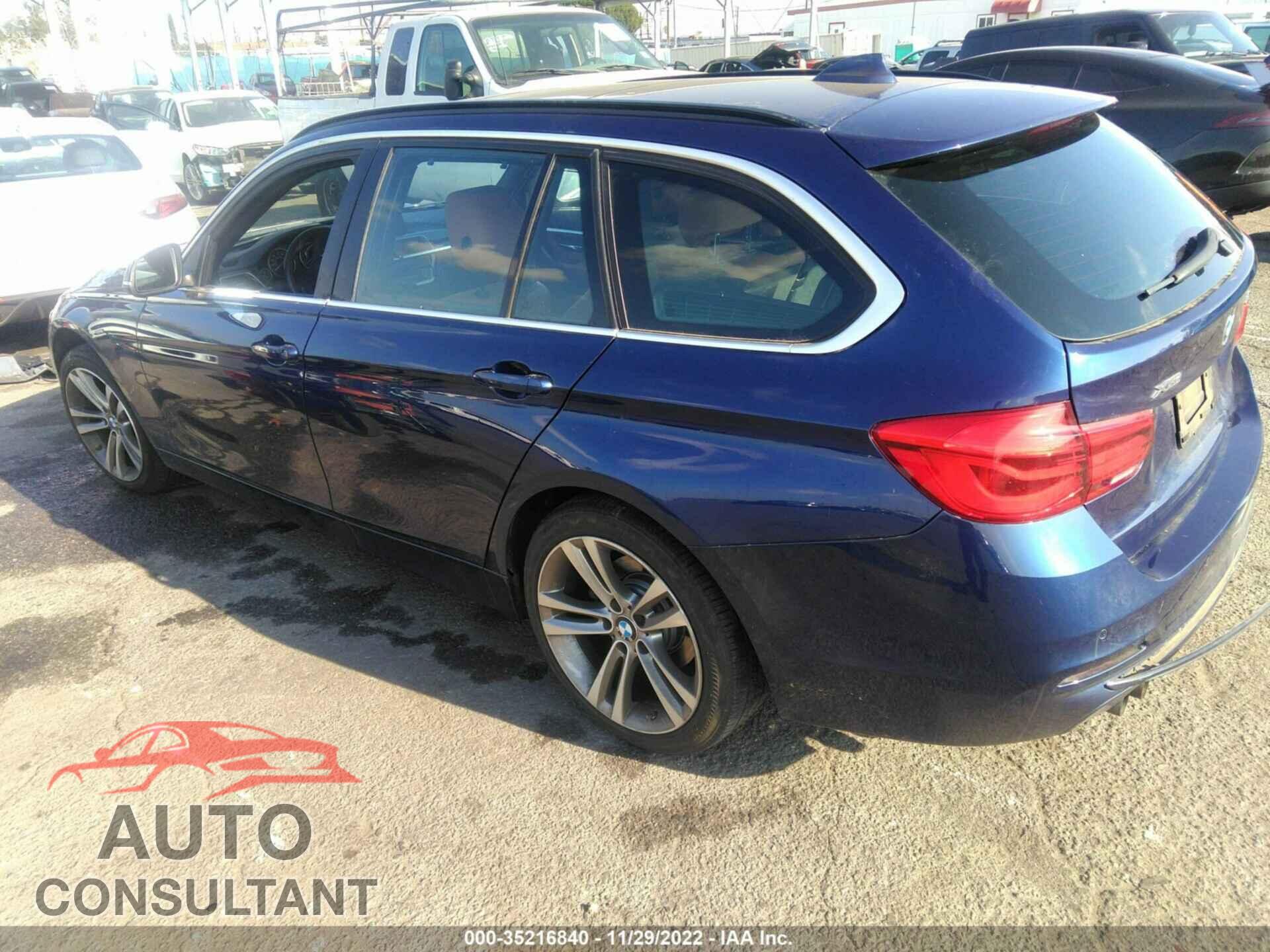 BMW 3 SERIES 2018 - WBA8K3C58JA483753