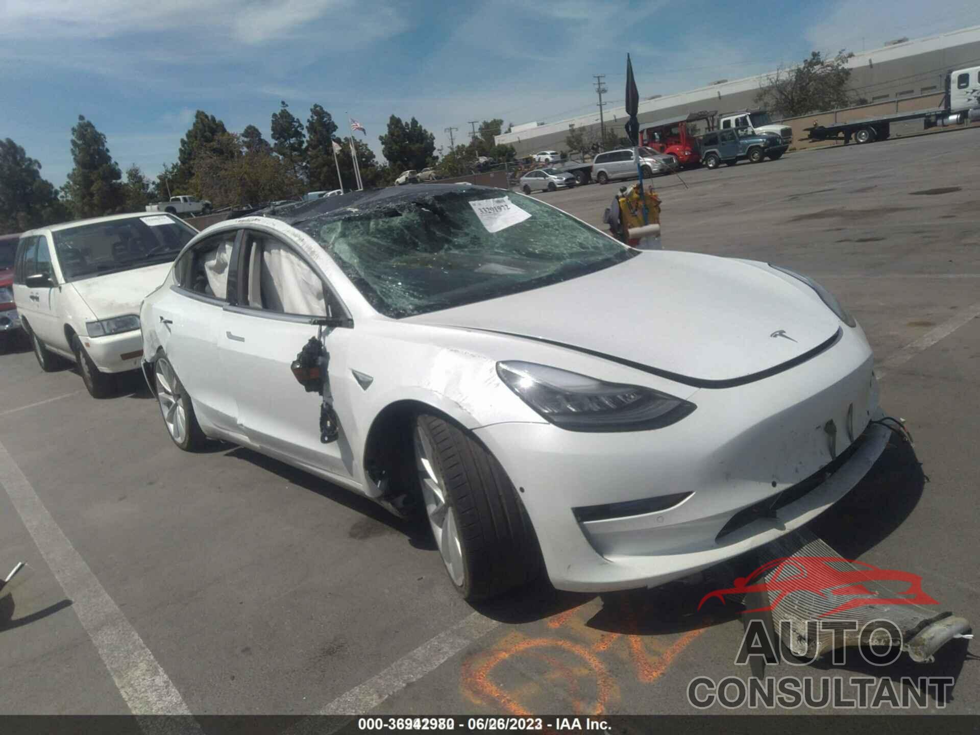TESLA MODEL 3 2019 - 5YJ3E1EB1KF513938