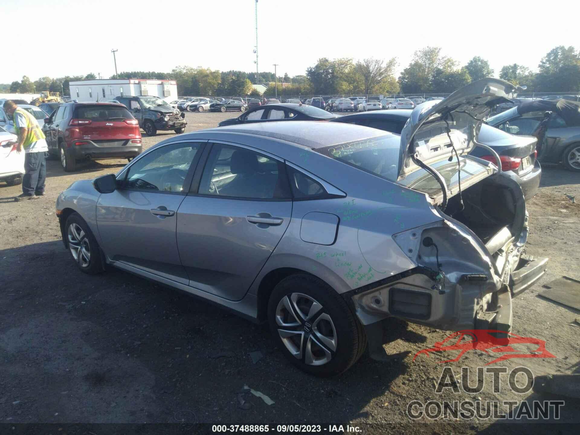 HONDA CIVIC 2018 - 2HGFC2F59JH541210