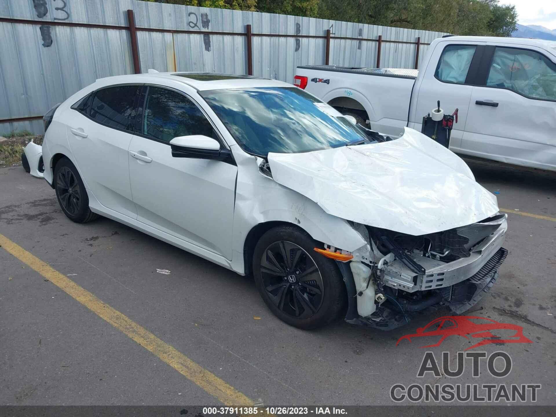 HONDA CIVIC HATCHBACK 2018 - SHHFK7H78JU205369