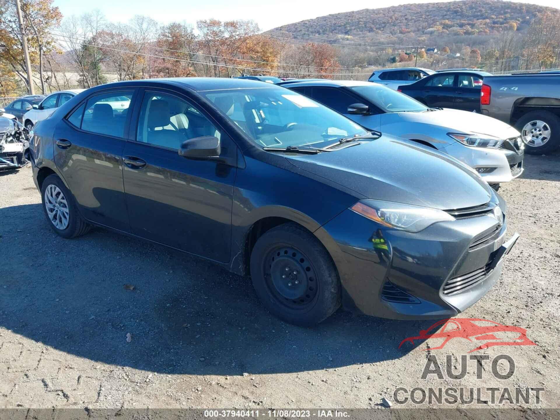 TOYOTA COROLLA 2018 - 2T1BURHE8JC982949