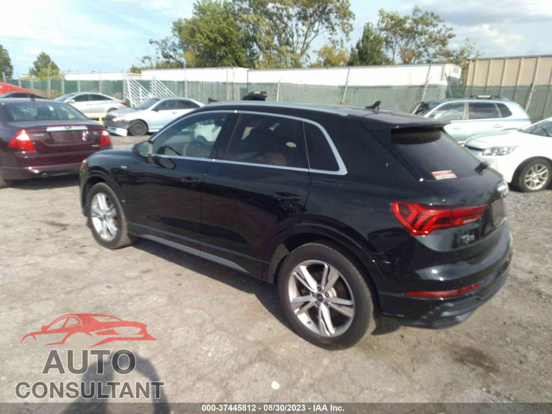 AUDI Q3 2021 - WA1DECF39M1019386