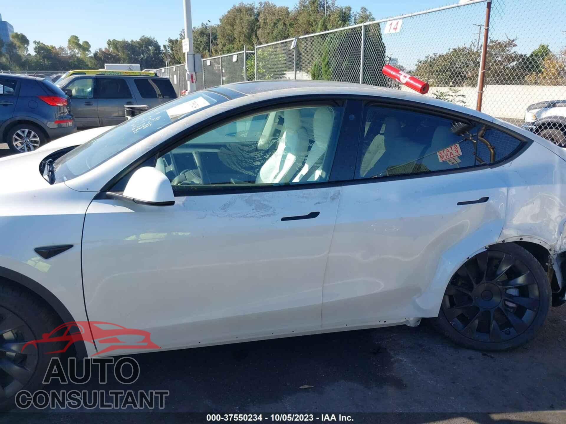 TESLA MODEL Y 2023 - 7SAYGAEE3PF663196