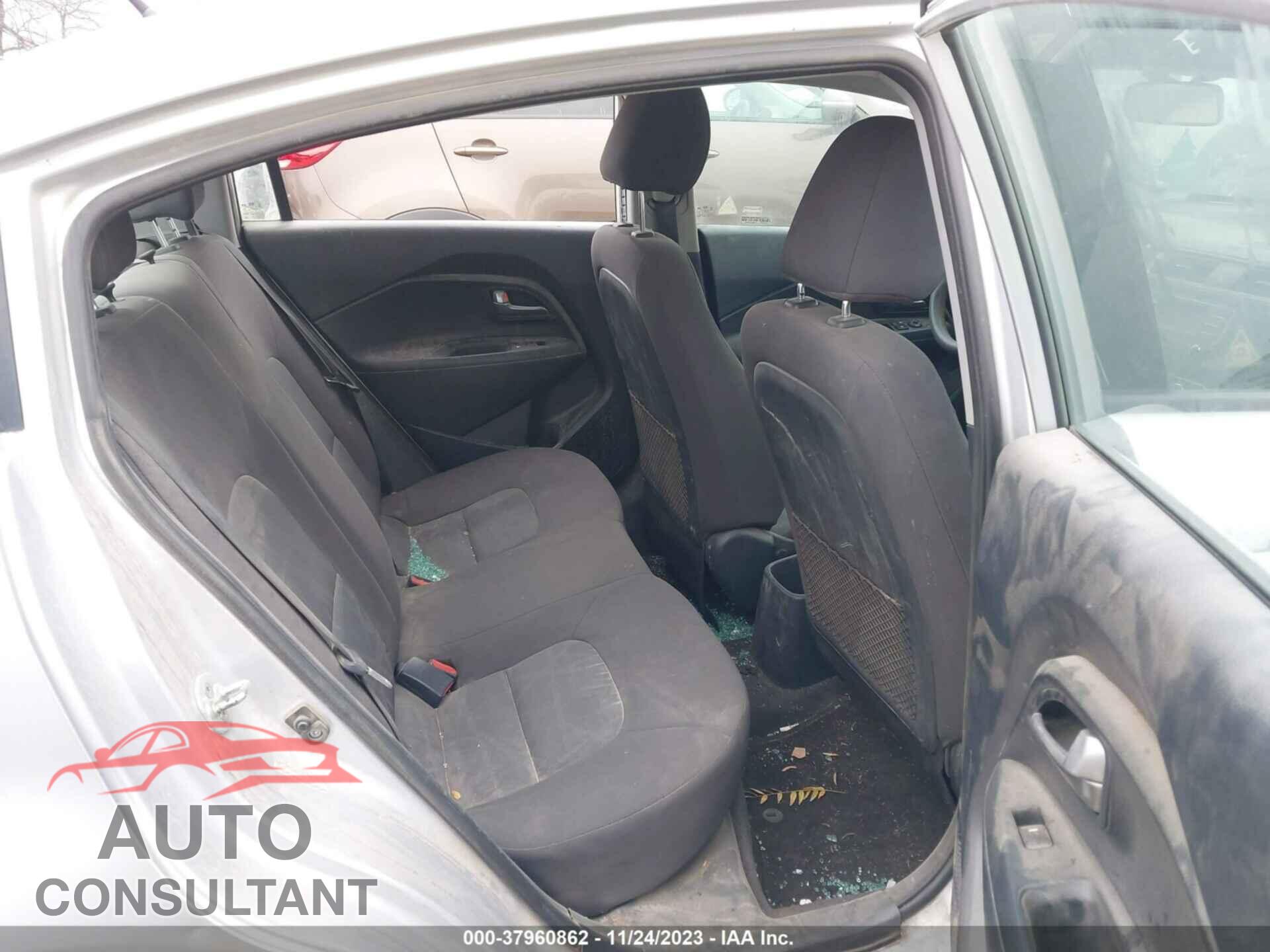 KIA RIO 2017 - KNADM4A32H6044500