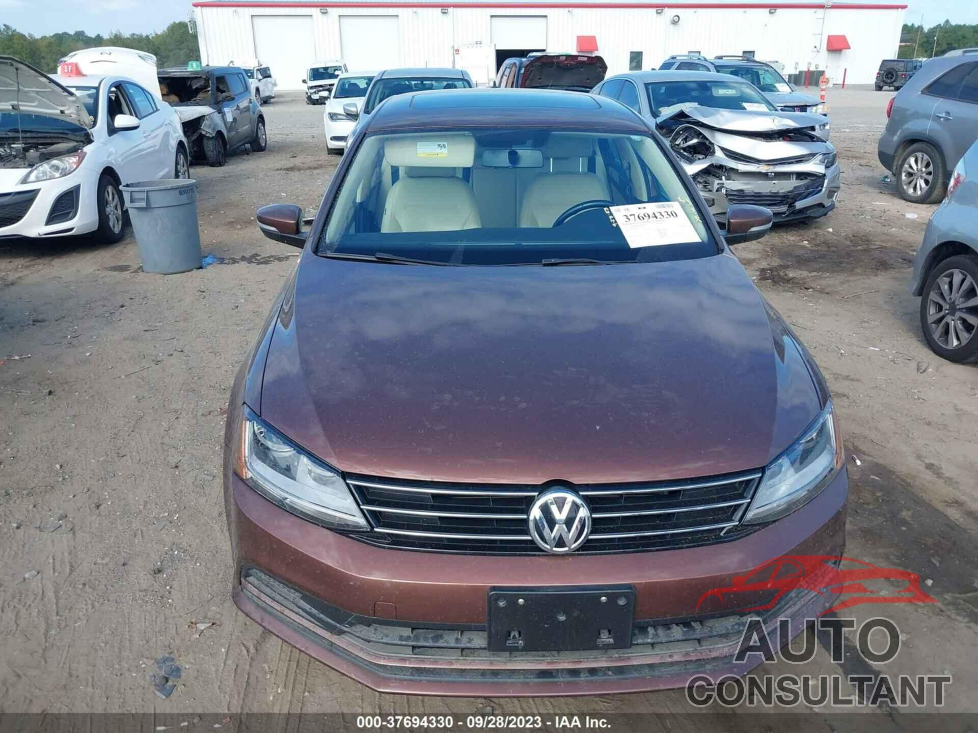 VOLKSWAGEN JETTA 2017 - 3VWB67AJ2HM339324