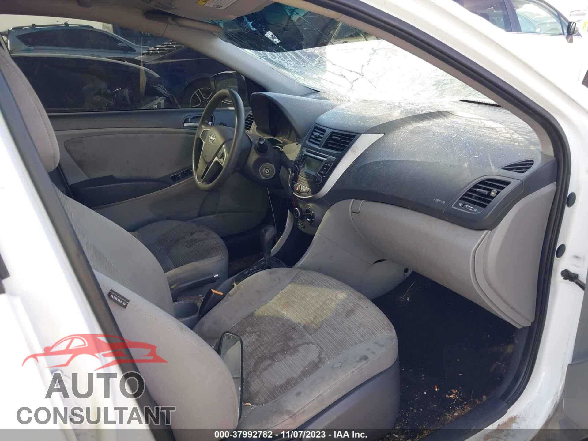 HYUNDAI ACCENT 2017 - KMHCT5AE6HU307054