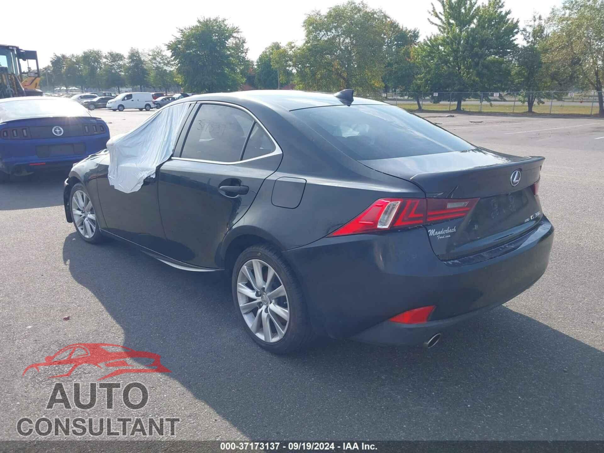 LEXUS IS 300 2016 - JTHCM1D24G5014157