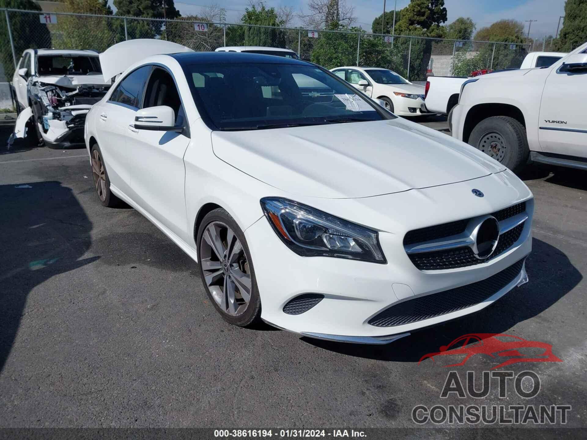 MERCEDES-BENZ CLA 250 2018 - WDDSJ4EB4JN668224
