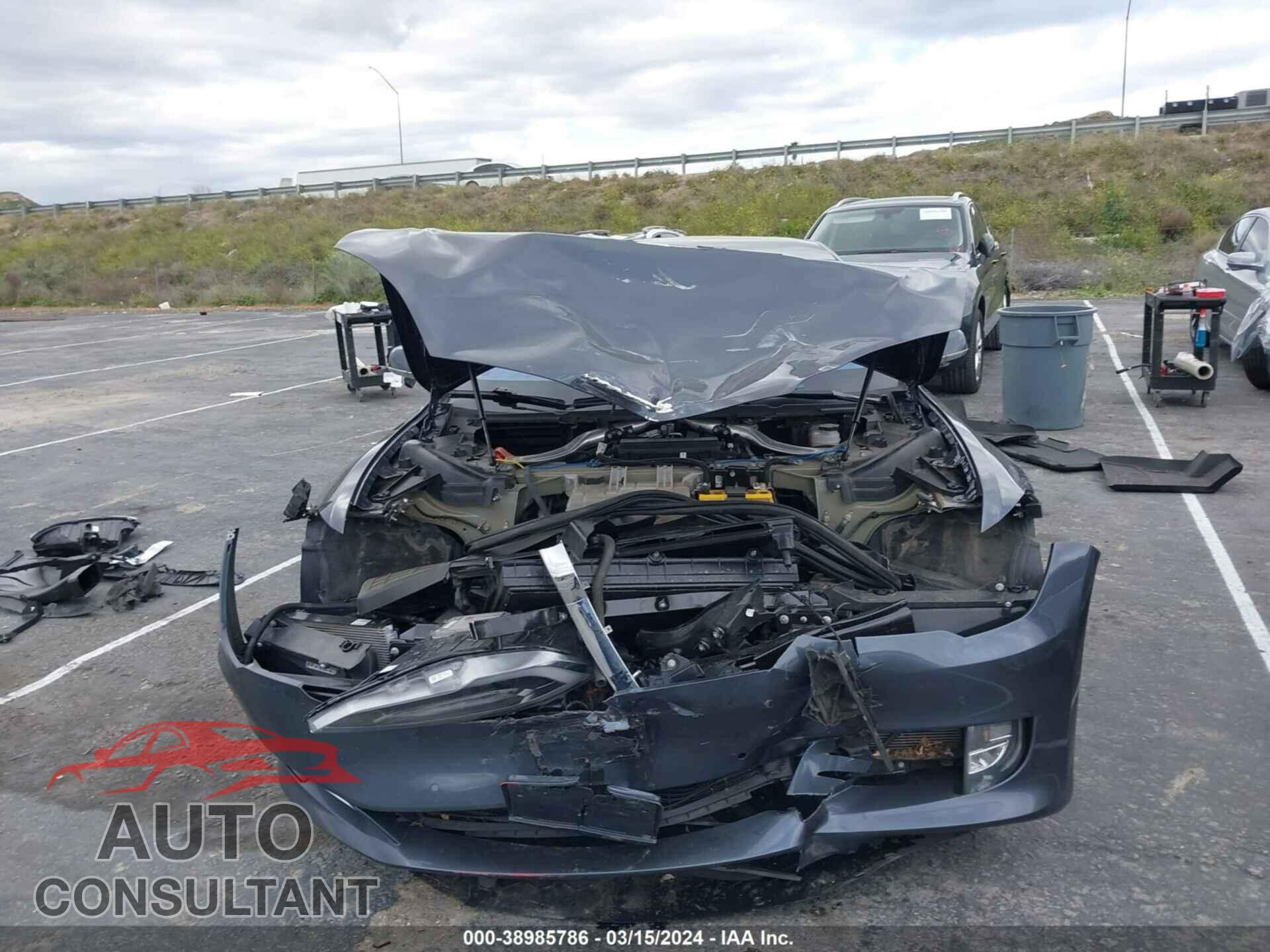 TESLA MODEL S 2020 - 5YJSA1E23LF366529