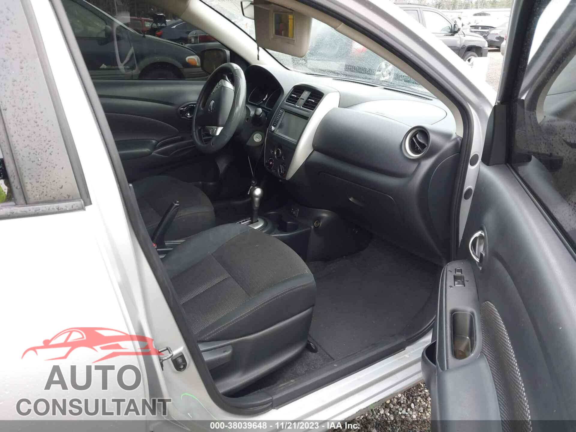 NISSAN VERSA 2019 - 3N1CN7AP3KL852581
