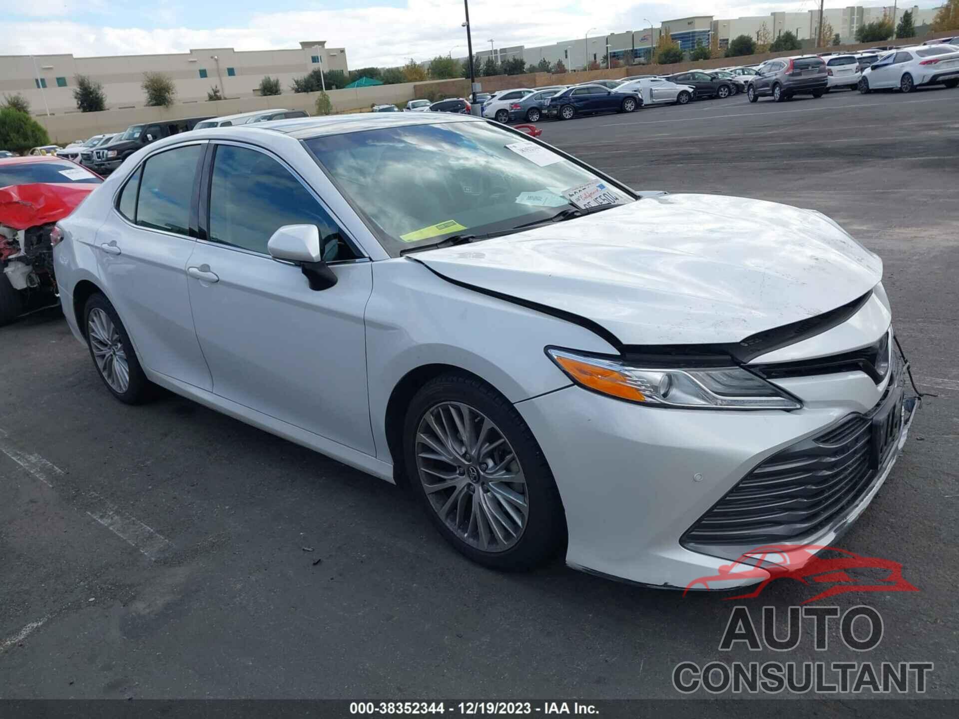 TOYOTA CAMRY 2018 - 4T1BZ1HK0JU005764