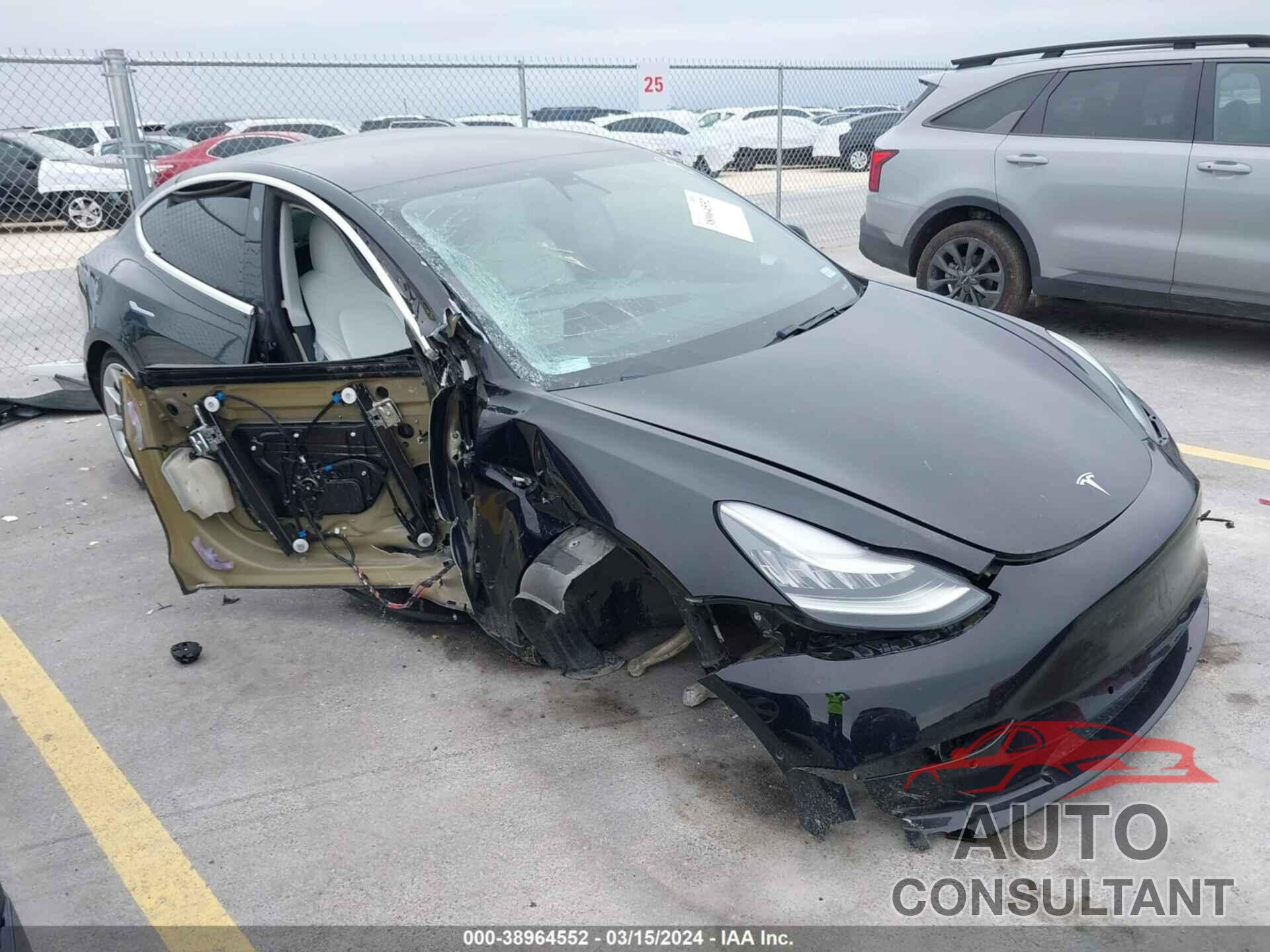 TESLA MODEL 3 2019 - 5YJ3E1EA9KF449526