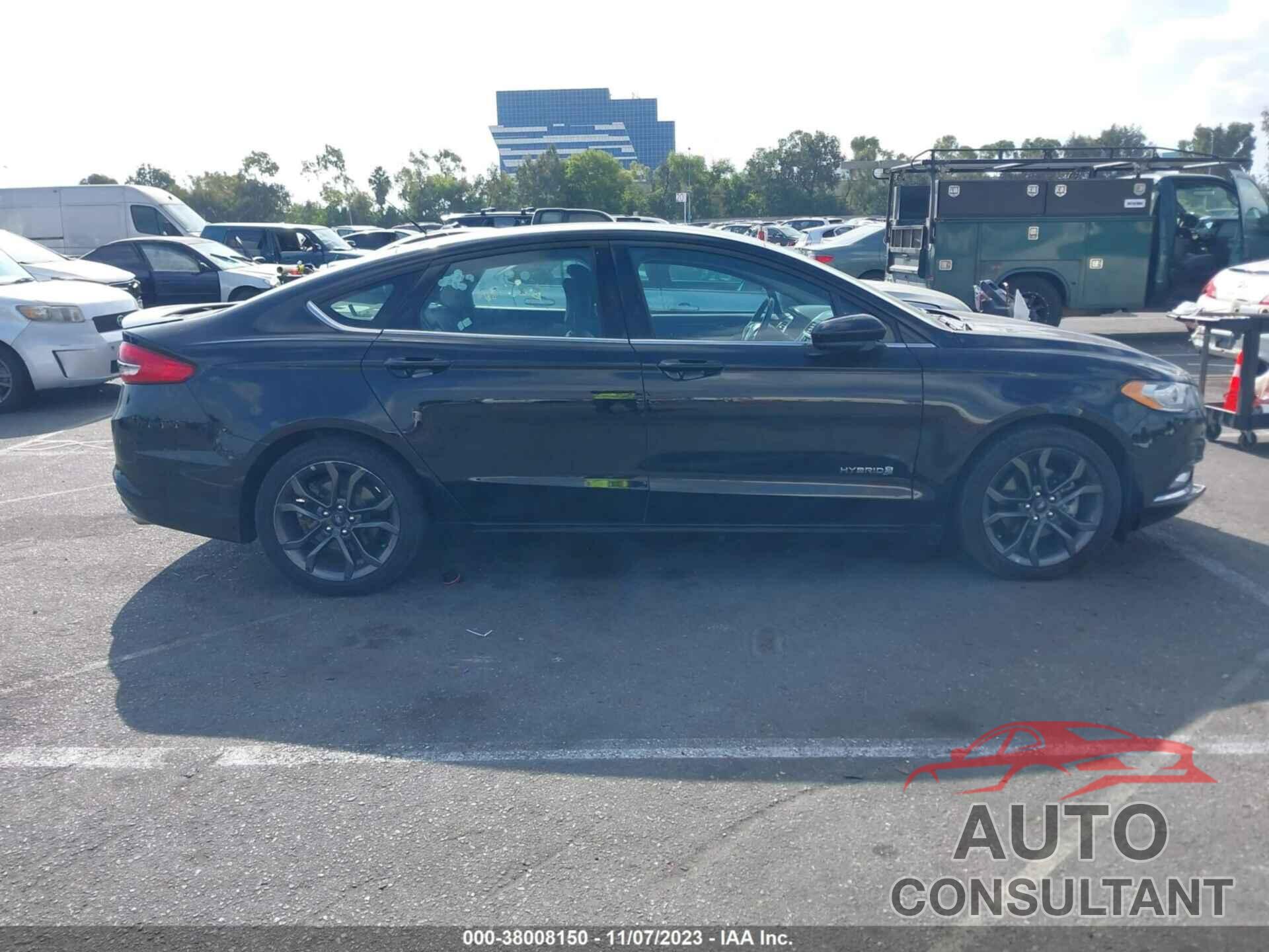 FORD FUSION 2018 - 3FA6P0LU3JR247802