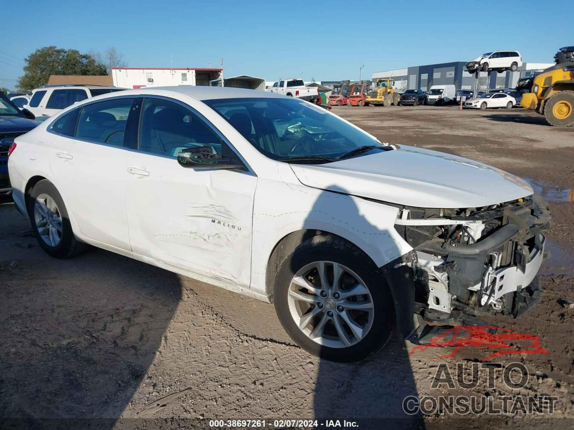 CHEVROLET MALIBU 2018 - 1G1ZD5ST3JF207781
