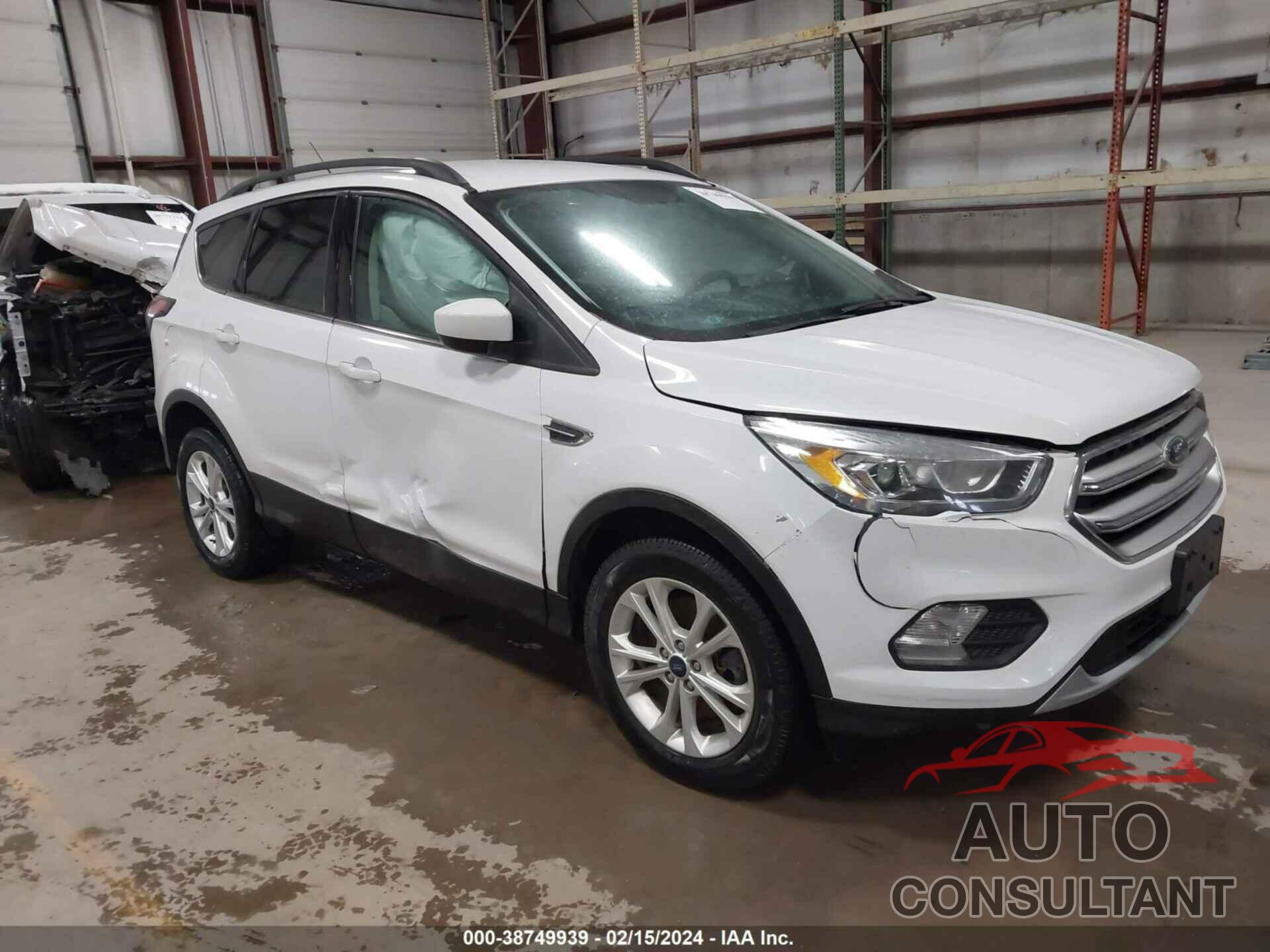FORD ESCAPE 2017 - 1FMCU9GD5HUB23923