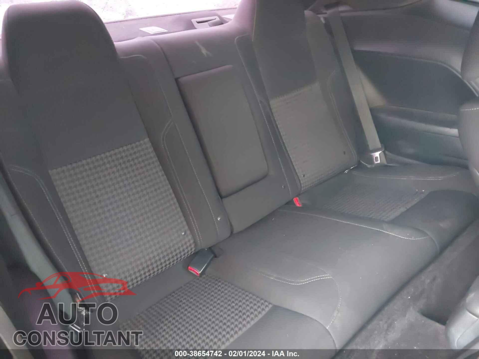 DODGE CHALLENGER 2018 - 2C3CDZAG1JH246445