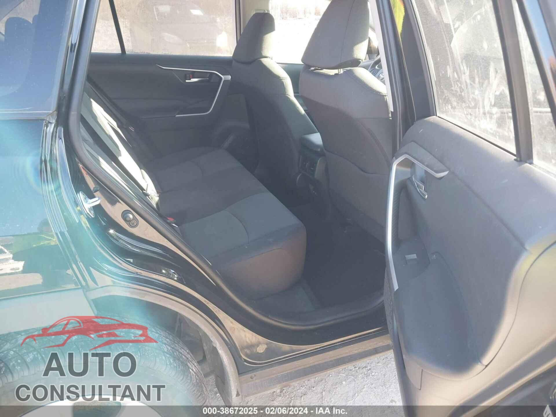 TOYOTA RAV4 2021 - JTMP1RFV7MD077692